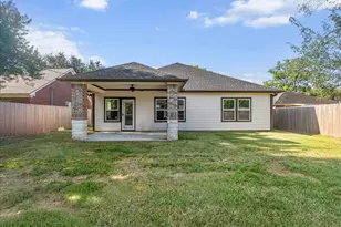 8309 Holiday Ln, Houston, TX 77075 - Photo 19