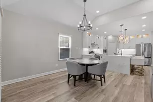 8309 Holiday Ln, Houston, TX 77075 - Photo 7