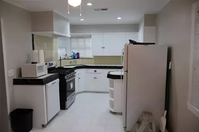 7601 Park Place Boulevard, Houston, TX 77087 - Photo 5