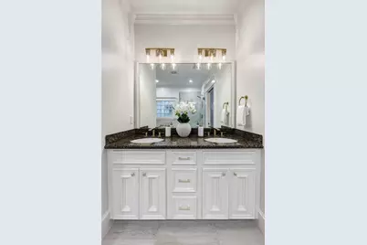 508 W 17th Street, Houston, TX 77008 - Photo 21