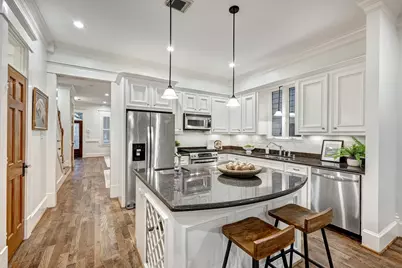 508 W 17th Street, Houston, TX 77008 - Photo 9