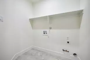 7980 Angus St, Houston, TX 77028 - Photo 15