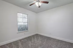 9622 Farrell Dr, Houston, TX 77070 - Photo 17