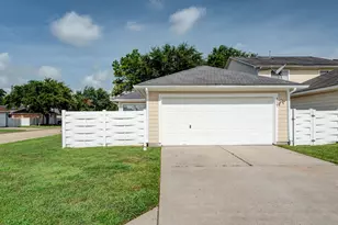 9622 Farrell Dr, Houston, TX 77070 - Photo 21