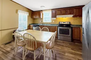 533 County Rd 4076, Bon Wier, TX 75928 - Photo 11