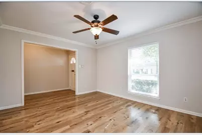 10706 Inwood Drive, Houston, TX 77042 - Photo 7