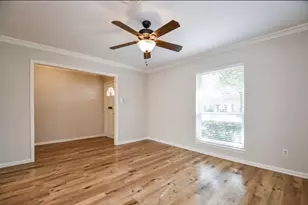 10706 Inwood Dr, Houston, TX 77042 - Photo 7