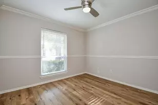 10706 Inwood Dr, Houston, TX 77042 - Photo 27