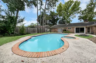 10706 Inwood Dr, Houston, TX 77042 - Photo 29