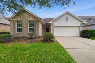 1631 Crescent Shores Ln, Pasadena, TX 77586 - Photo 3