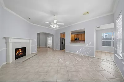 1631 Crescent Shores Lane, Pasadena, TX 77586 - Photo 15