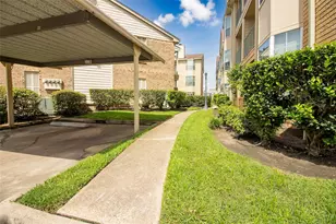 12550 Whittington Dr, Houston, TX 77077 - Photo 15