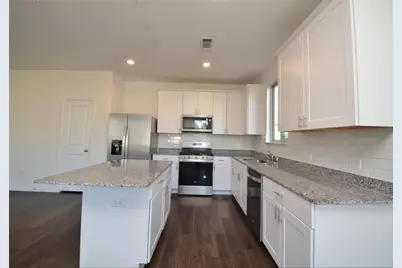 16439 Big Hickory Dr, Conroe, TX 77302 - Photo 9