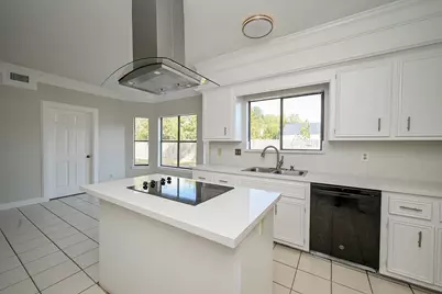 12011 Autumn Creek Drive, Houston, TX 77070 - Photo 15