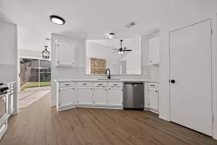 11410 Sunny Creek Dr, Houston, TX 77066 - Photo 13