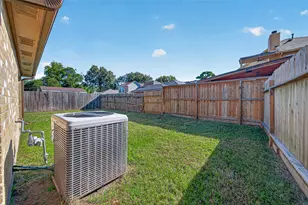 11410 Sunny Creek Dr, Houston, TX 77066 - Photo 35