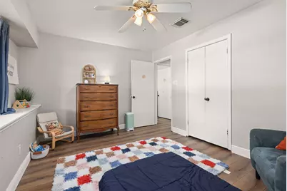 1819 Meadow Creek Drive, Pearland, TX 77581 - Photo 21