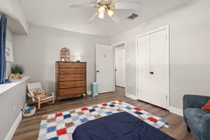 1819 Meadow Creek Dr, Pearland, TX 77581 - Photo 21