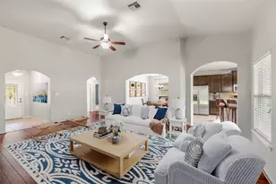 967 Gowan Dr, Conroe, TX 77301 - Photo 7