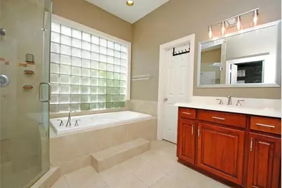 2731 Lakeside Village Drive, Missouri City, TX 77459 - Photo 21