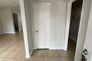 12643 Chiswick Rd, Houston, TX 77047 - Photo 3