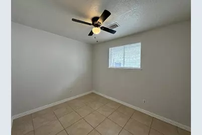 12643 Chiswick Road, Houston, TX 77047 - Photo 7