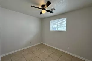 12643 Chiswick Rd, Houston, TX 77047 - Photo 7