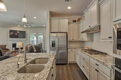 332 N Arrowhead Lane, Montgomery, TX 77316 - Photo 9