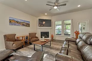 332 N Arrowhead Ln, Montgomery, TX 77316 - Photo 15