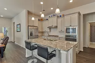 332 N Arrowhead Ln, Montgomery, TX 77316 - Photo 5