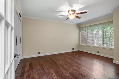 53 Litchfield Lane, Houston, TX 77024 - Photo 19