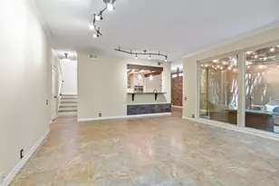 53 Litchfield Ln, Houston, TX 77024 - Photo 7