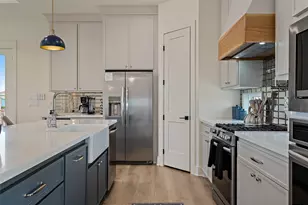 972 Driftwood Dr, Crystal Beach, TX 77650 - Photo 21