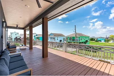 972 Driftwood Drive, Crystal Beach, TX 77650 - Photo 9