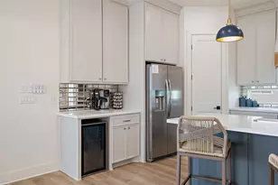 972 Driftwood Dr, Crystal Beach, TX 77650 - Photo 17