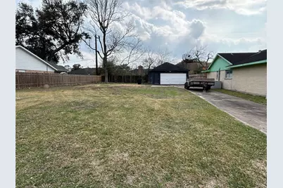 8218 Gulf Spring Lane, Houston, TX 77075 - Photo 7