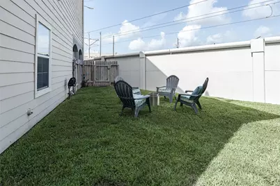 930 McKinney Park Lane, Houston, TX 77003 - Photo 37