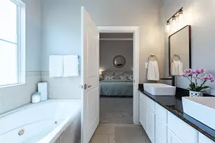 930 McKinney Park Ln, Houston, TX 77003 - Photo 27
