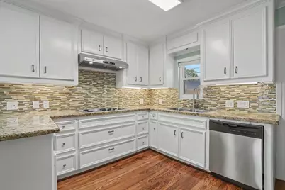 2805 Rosewood Street, Houston, TX 77004 - Photo 11