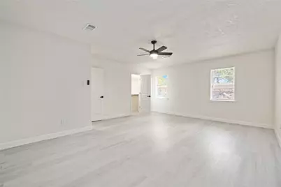 7639 Bigwood Street, Houston, TX 77016 - Photo 15