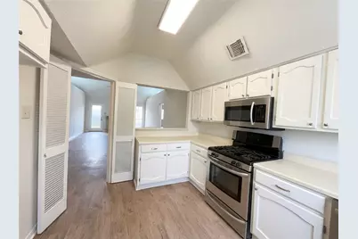 1606 Blue Heather Lane, Fresno, TX 77545 - Photo 11