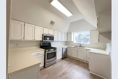 1606 Blue Heather Lane, Fresno, TX 77545 - Photo 9