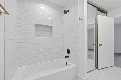 201 Vanderpool Lane #65, Houston, TX 77024 - Photo 21