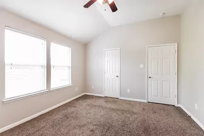 18702 Walden Glen Circle, Humble, TX 77346 - Photo 7