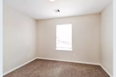 18702 Walden Glen Circle, Humble, TX 77346 - Photo 9