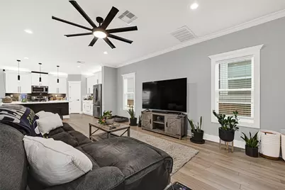 3513 Omega Street, Houston, TX 77022 - Photo 7