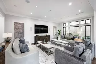 9 Upperway Ln, Houston, TX 77056 - Photo 9