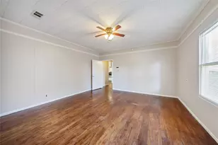 709 E 26th St, Houston, TX 77009 - Photo 17