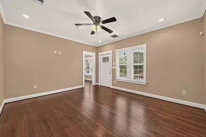 1419 Lombardy Street, Houston, TX 77023 - Photo 3