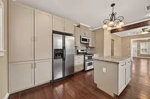 1419 Lombardy St, Houston, TX 77023 - Photo 11